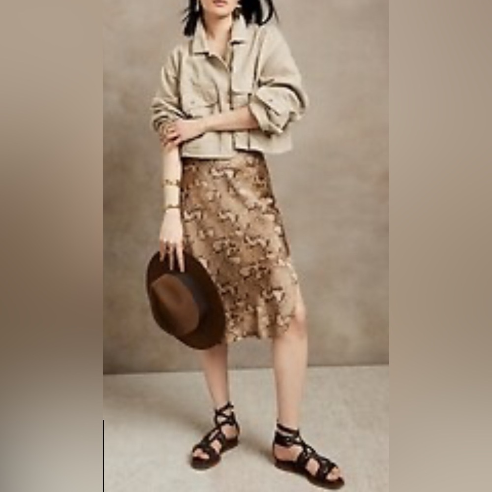 Silk midi skirt new with tag
